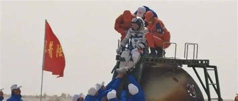 航天员重返地球！着陆场选在戈壁滩，搜救难度大，选点有何深意？