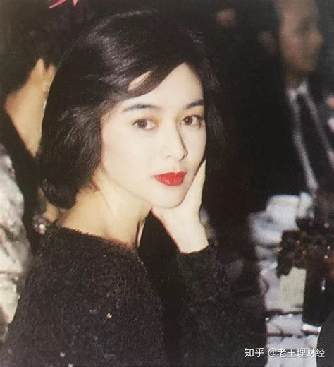 作势：80年代的香港女明星，时髦得比现在有趣多了_手机新浪网