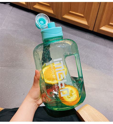 超大容量水杯潮夏季顿顿桶健身便携水壶成人运动随手杯网红太空杯-阿里巴巴