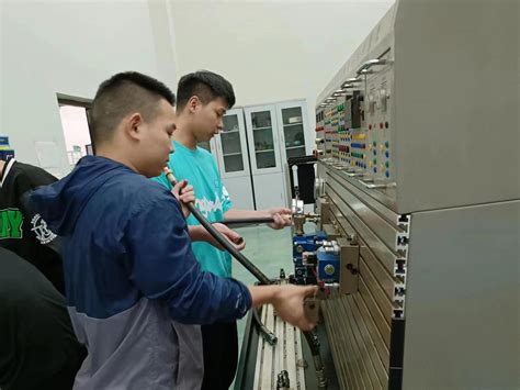 航空工程系举办“机电设备安装调试”技能比赛-重庆电子工程职业学院智能制造与汽车学院