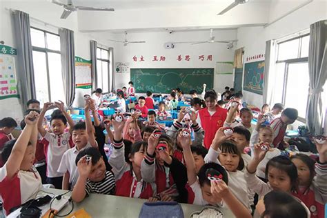 汤阴县教育局局长王福喜率团莅临我校参观交流_范县第一中学|范县一中