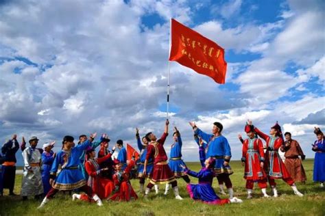 内蒙古和林格尔新区组织开展“中华民族一家亲，同心共筑中国梦”主题党日活动