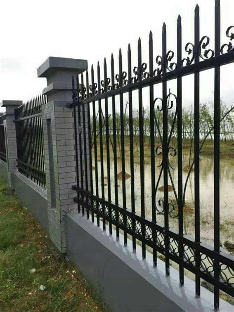 东莞围墙栅栏，围墙护栏多少钱一米 - - 园艺护栏供应 - 园林资材网