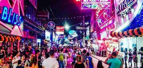 实拍: 泰国芭提雅酒吧一条街, 晚上简直在沸腾