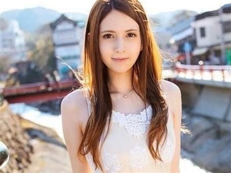 漂亮av女优：日本最好看又受欢迎的AV女星排行榜_知秀网