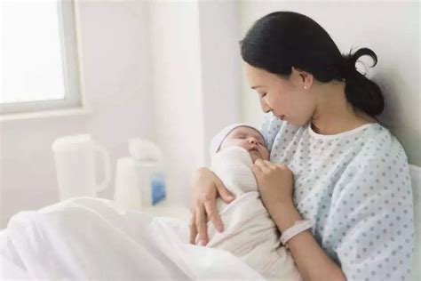 妈妈的奶，妈妈的爱——南通和美家医院2021年全国母乳喂养宣传日 _ 院内新闻 _ 南通和美家妇产科医院