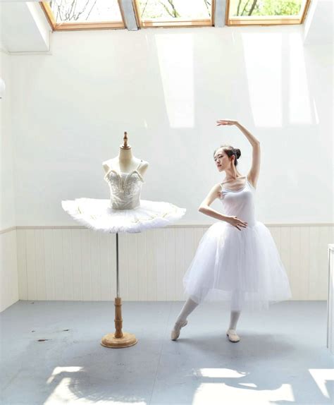 芭蕾舞舞蹈美女跳舞白天鹅png图片免费下载-素材tleidi-88ICON