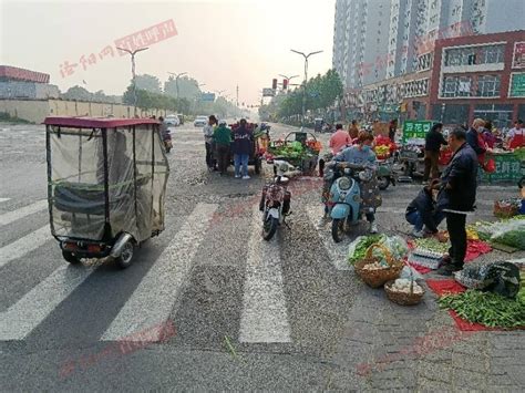 邢台123：看中北搞小吃一条街火爆，开元观唐广场这里也整了一片