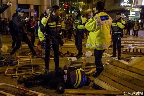 香港旺角街头骚乱现场 数百名暴徒袭警_大众网