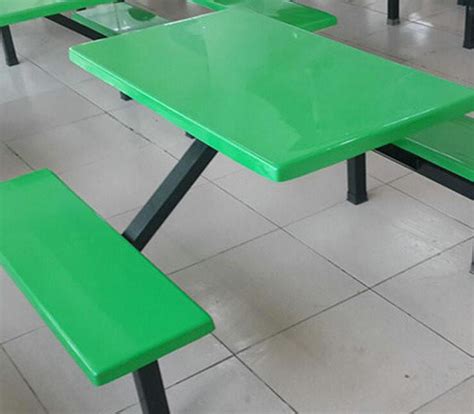 你了解玻璃钢餐桌椅的保养小妙招吗？_玻璃钢餐桌椅价格多少？