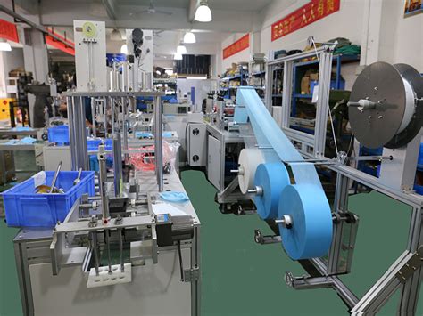1小时5000个，浏阳一公司研发出全自动口罩生产设备 - 区县动态 - 湖南在线 - 华声在线