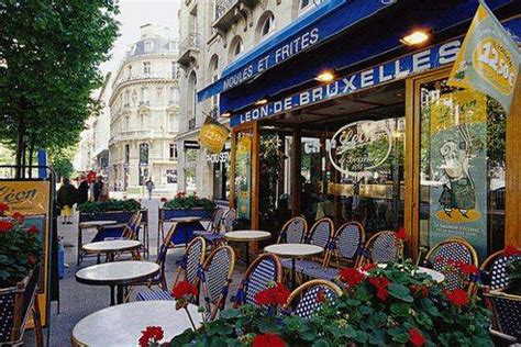 巴黎香榭丽舍大街，法国人将她打造为世界上美丽的大街