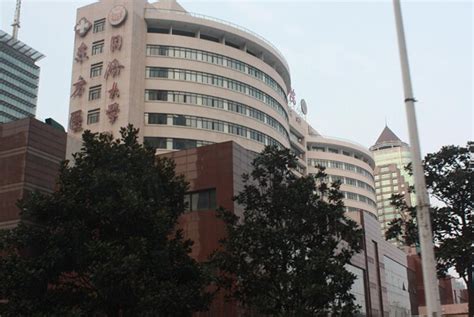 上海去痘坑痘印反馈好的医院是哪家？2022上海去痘坑痘印整形医院排名前十位一网打尽！-助颜网