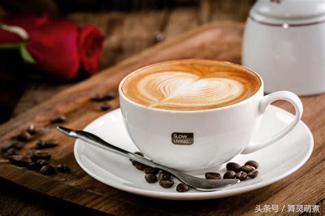 “摩卡咖啡”和“拿铁咖啡”有什么区别？减肥不能喝什么样的？涨知识了_百悦米西点培训