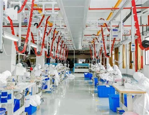 三天不到改造10条防护服生产线 家纺服装企业“跨界投医” - 纺织资讯 - 纺织网 - 纺织综合服务商
