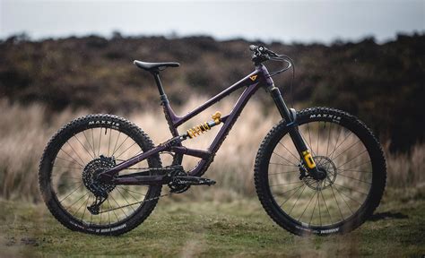 Core 4 | Tues | Bikes | Products | YT Industries