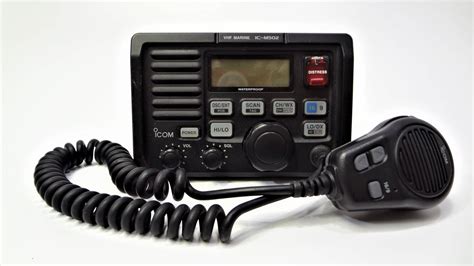 Icom/IC-M502 Marine Two-Way VHF Radio Transceiver Unit W/Icom HM~144B ...