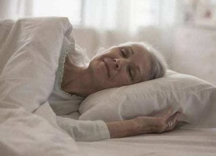 老年人普遍睡4、5个小时，与什么原因有关？-京东健康