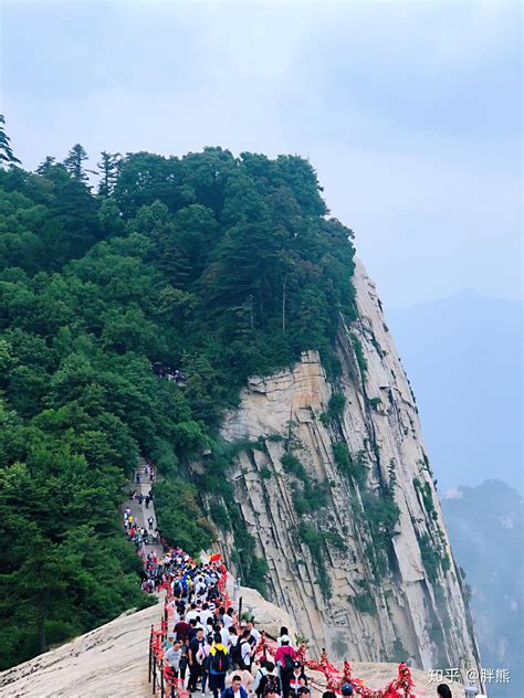 五岳华山旅游自由行爬山长空栈道高清图片下载-正版图片500745755-摄图网