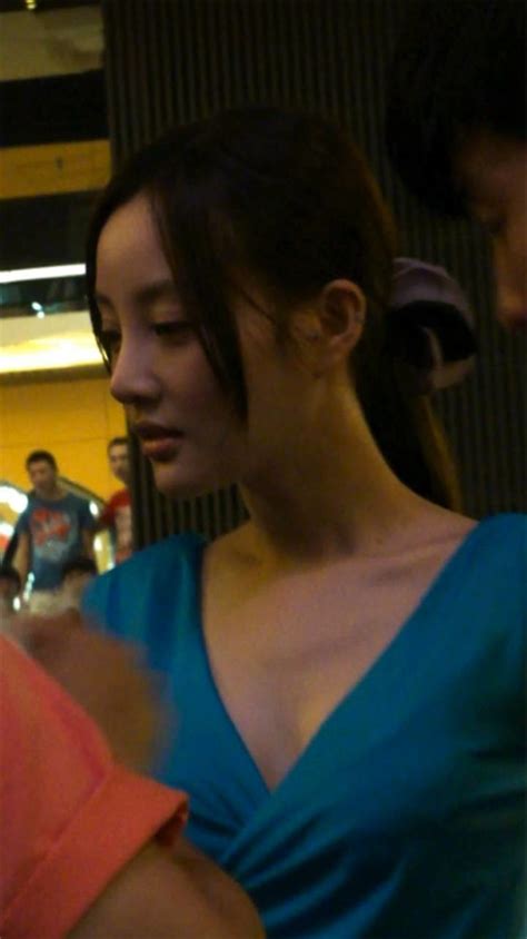 偷拍美女图片