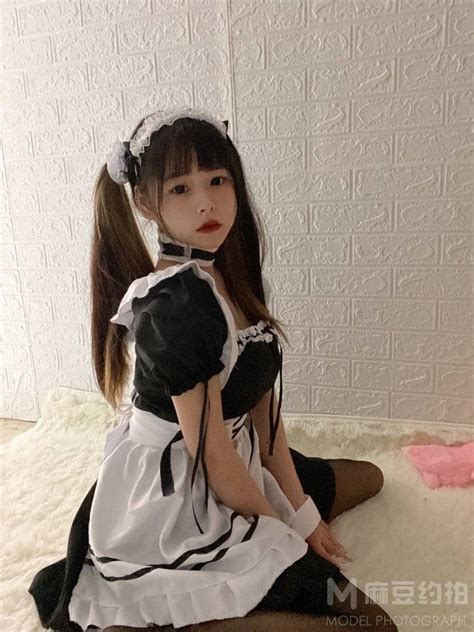 女仆泳衣甜美女生头像