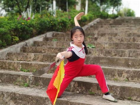 武术头像女生素材温柔