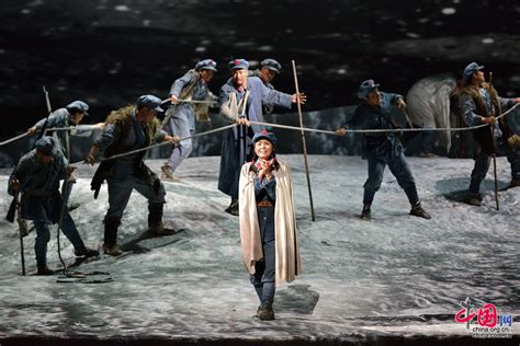 国家大剧院原创中国史诗歌剧《长征》三度上演仍"一票难求"[组图] _ 图片中国_中国网