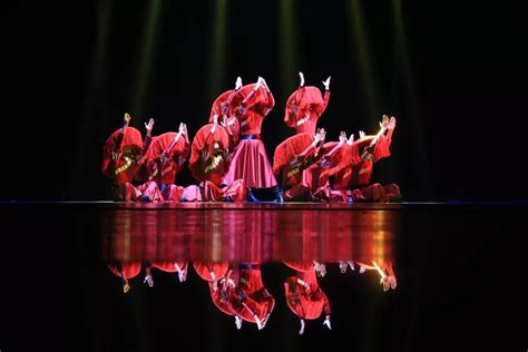 中国舞蹈家协会舞蹈考级第五级《中国娃娃》#舞蹈教学##舞蹈考级#中国舞考级#舞蹈家协会#最新考级_腾讯视频