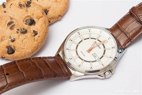 正确佩戴手表方法 让品位魅力尽显|腕表之家xbiao.com