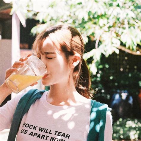 头像夏天甜美女生可爱