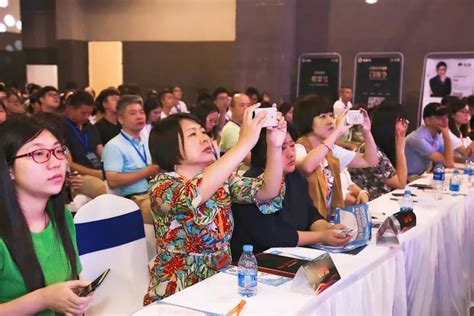 【干货盛宴】2018MADCon中国互联网优化大会精彩上演！|观澜财经 观澜财经