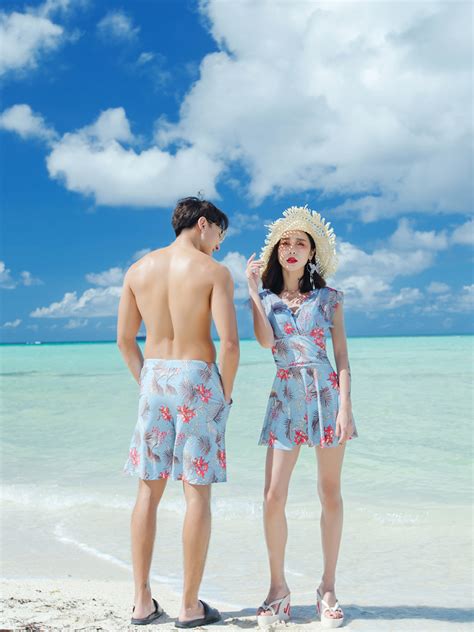 2023新款沙滩情侣泳衣比基尼三件套显瘦海边拍婚纱照度假情侣泳-阿里巴巴