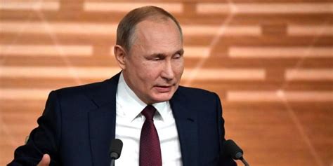 俄罗斯总统普京2020年总收入近1000万卢布_手机新浪网
