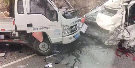 丹东210国道小货车与轿车相撞 父女二人当场殒命_大辽网_腾讯网