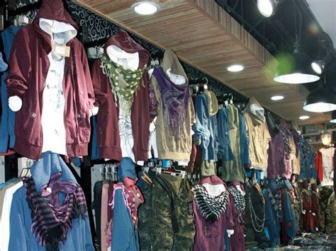 冬季羽绒服去哪进货-全国知名的羽绒服批发市场有哪些-女装 - 服装内衣 - 货品源货源网