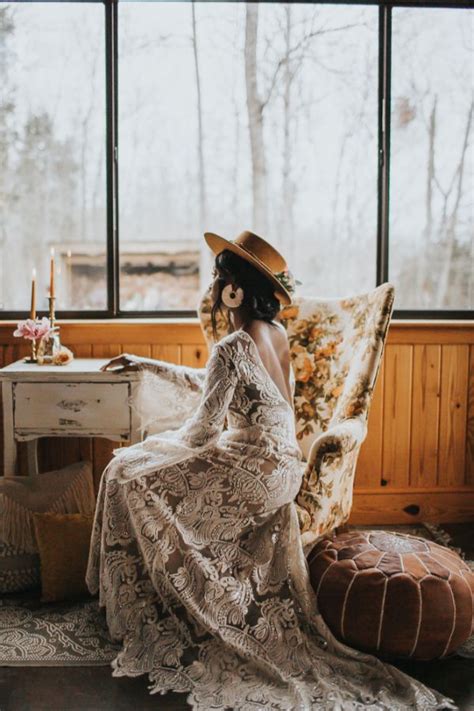 A North Carolina Cabin In The Woods Styled Shoot | Mount Pleasant ...