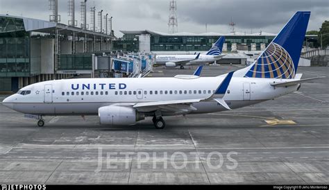 N15710 | Boeing 737-724 | United Airlines | Jehu Monterroso | JetPhotos