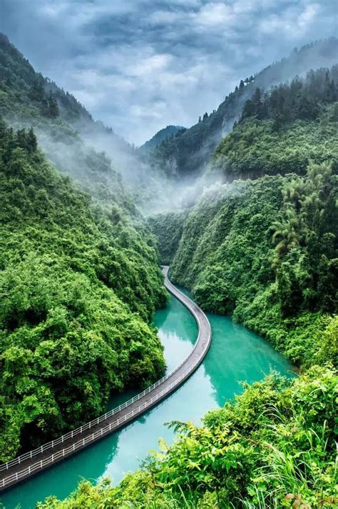 湖北恩施丨被《中国国家地理》选为“中国最美的地方！|中国国家地理|恩施|峡谷_新浪新闻