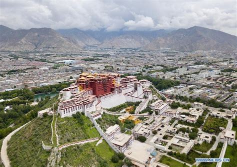 Amazing scenery of Tibet