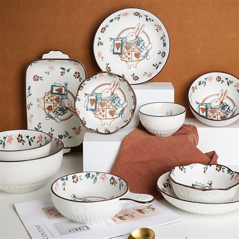 TINYHOME伯爵兔日式卡通碗盘餐具套装家用陶瓷汤碗网红菜盘子组合_虎窝淘
