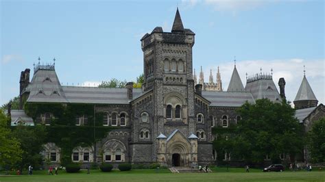 加拿大多伦多大学2021年申请即将开放啦！ - 兆龙留学