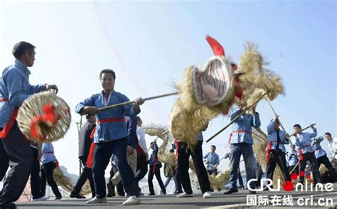 贵州贞丰举行办依族“三月三”民俗文化节-国际在线