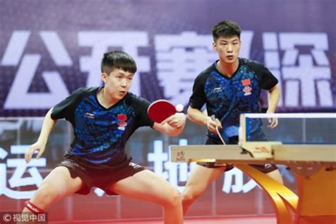 新突破！冰壶世青赛中国男队夺得历史首冠_凤凰网
