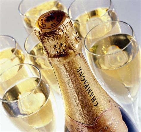 异域趣闻 | 香槟是标配？来看看俄罗斯的新年传统习俗！