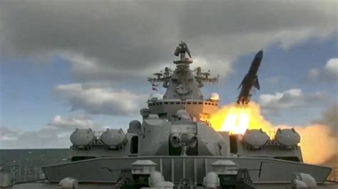 俄海军在美近海军演：发射反舰导弹 驱离美国渔民