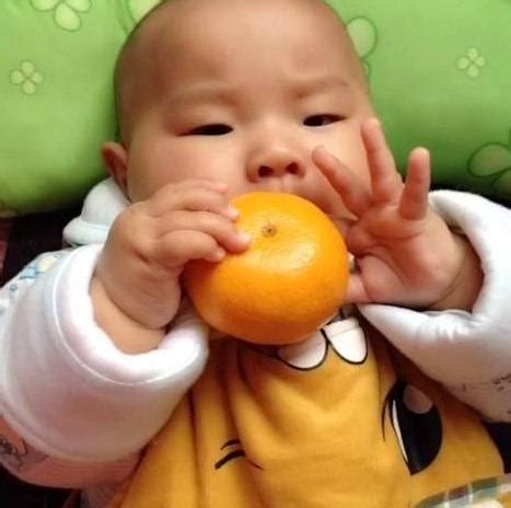 宝宝吃水果什么时间吃好 宝宝吃水果益处多！讲究时间和方式很关键-健康经验本