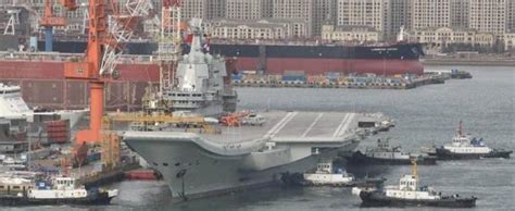 中国第二艘航母近期将服役？国防部这样回应_手机新浪网