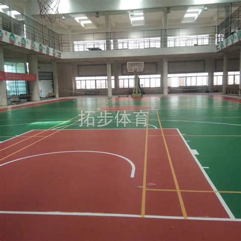 室内篮球场地板材料篮球运动场地塑料地板pvc橡胶地板-阿里巴巴
