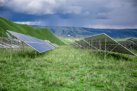 通威“思源•阳光计划”甘孜州理塘光伏项目运行顺利 - 新闻中心 - 通威太阳能