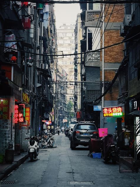 香港唐楼和深圳老多层拆迁，有多少共性和不同？_渔村希拉姐_问房